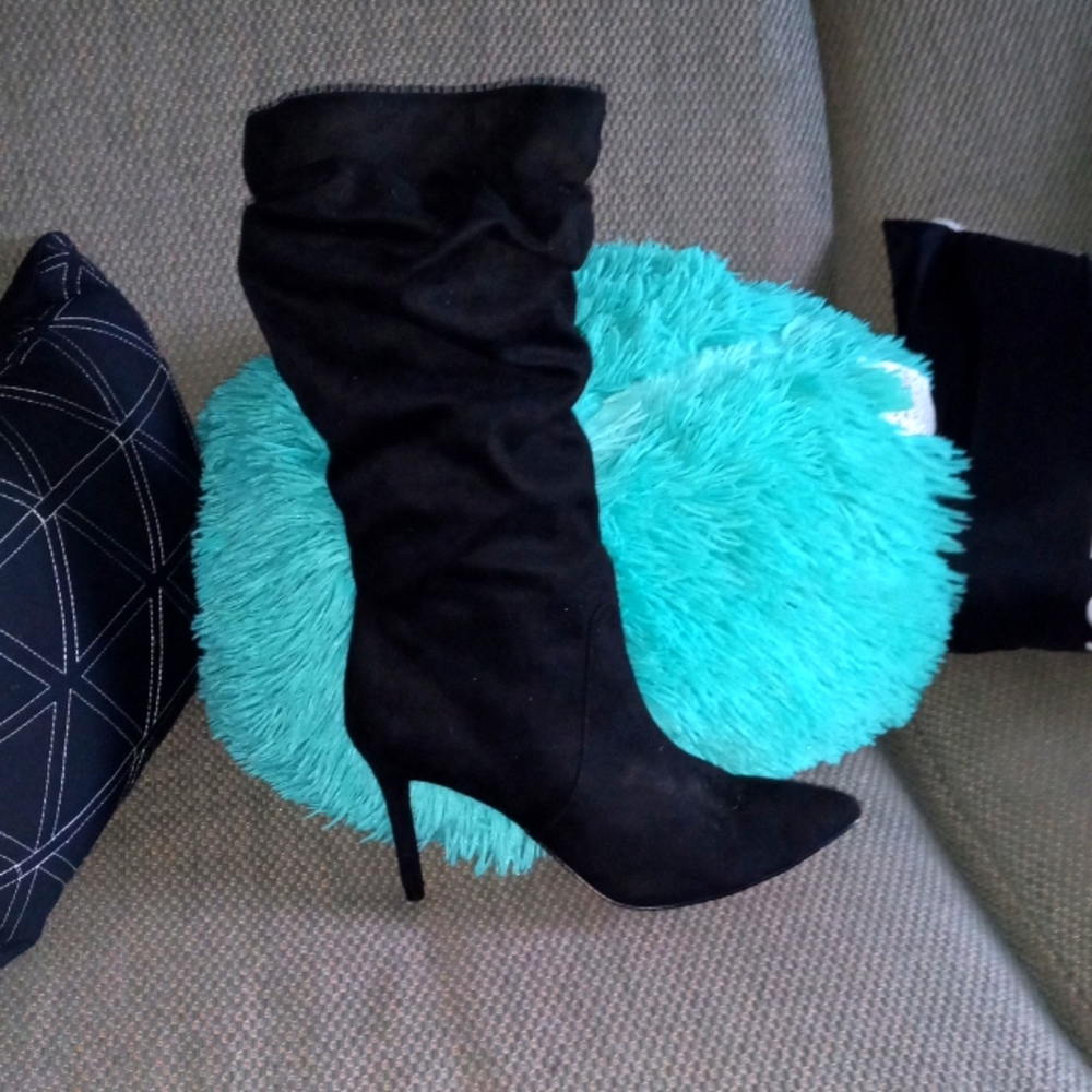 Jessica Simpson boots